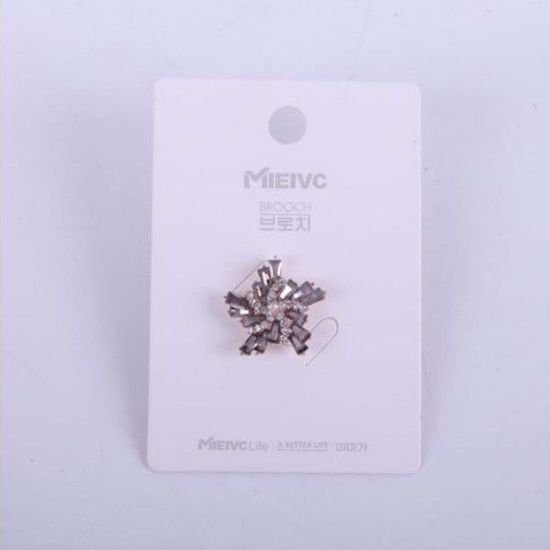 Picture of Needle brooch(Random selection)