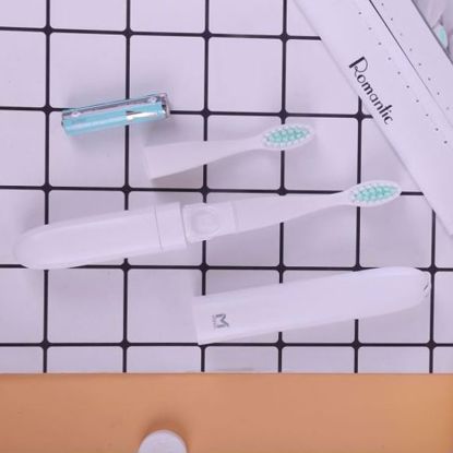 صورة فرشاة أسنان كهربائية