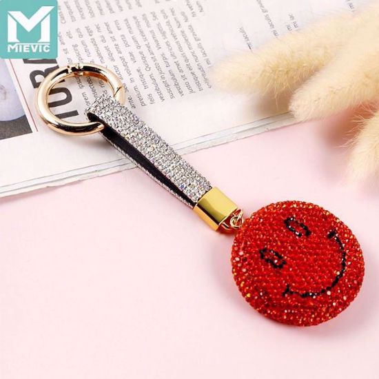 Picture of Full diamond smiley face key ring