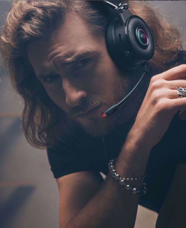 Mievic Makeup and Cosmetics Online headset bluetooth gaming