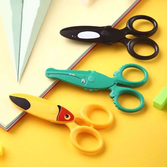 Picture of scissors