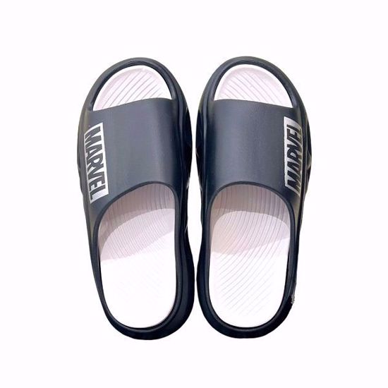 صورة Marvel Series Slippers – Black and White (260mm / EU 41–42)