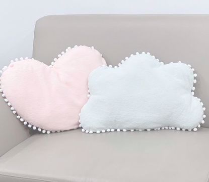 صورة Cloud and Heart Cushion