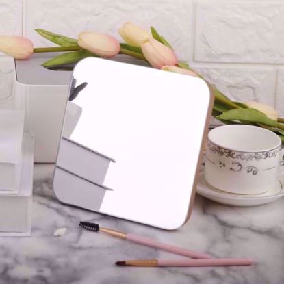 Picture of Table Mirror