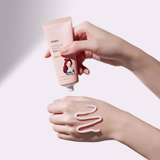 صورة Grapefruit Moisturizing Hand Cream 40ml