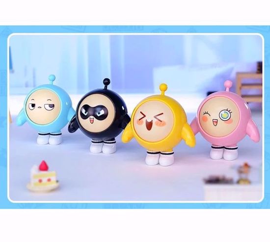 Picture of Eggy Party Egg Toy – Color-Changing Faces (4 Colors)