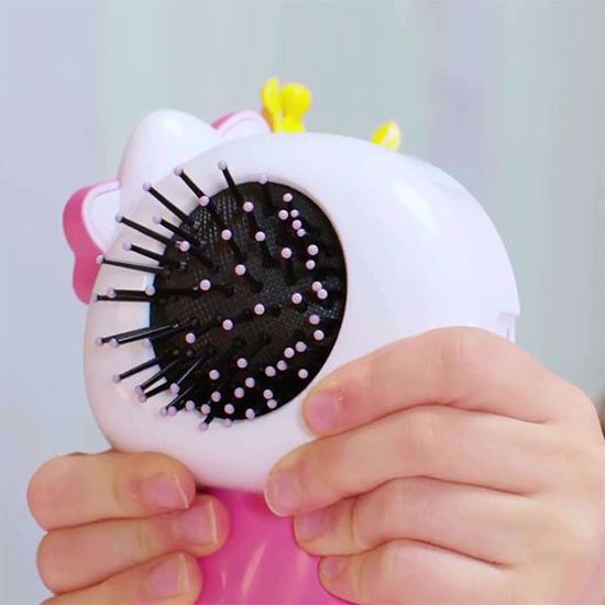 Picture of Hello Kitty Beauty Set with 4 Accessories