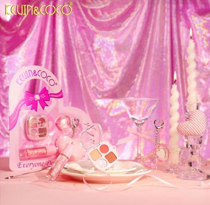 صورة Dreamy All-in-One Makeup Set