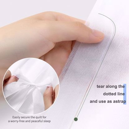صورة Disposable Non-Woven Bedding Set – 4 Piece
