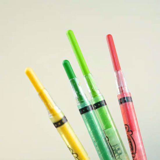 صورة Atomic Arts Twist Crayons – 12 Pieces