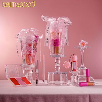 صورة Sweet Cream Soft-Focus Blush & Lip Kit