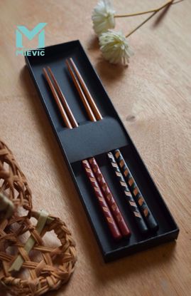 صورة Wooden Chopsticks – 2 Pairs