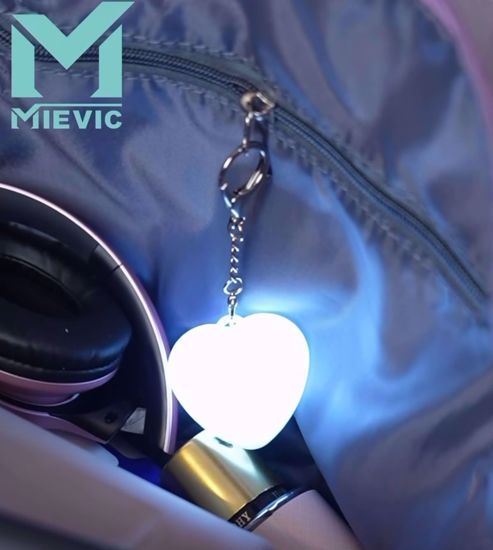 صورة Portable Mini Lamp LED Night Light – Heart & Cloud